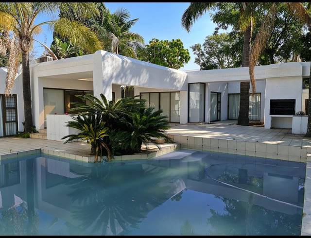 5 BEDROOM HOUSE FOR SALE IN SANDOWN